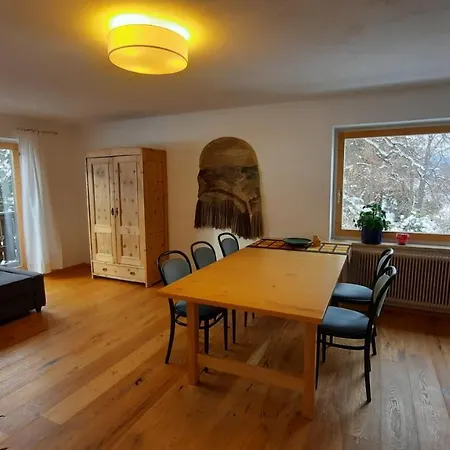Kirchmair Apartment *